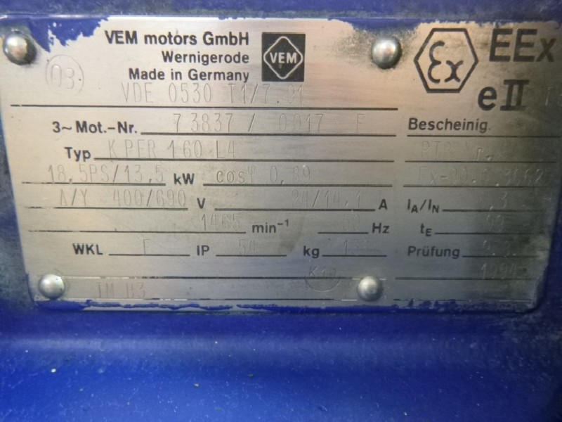 Drehstromservomotor VEM KPER 160 L4 ( KPER160L4 ) IP 54 Wellendurchmesser: Ø 42 mm Ex-geschützt ! gebraucht ! Bilder auf Industry-Pilot